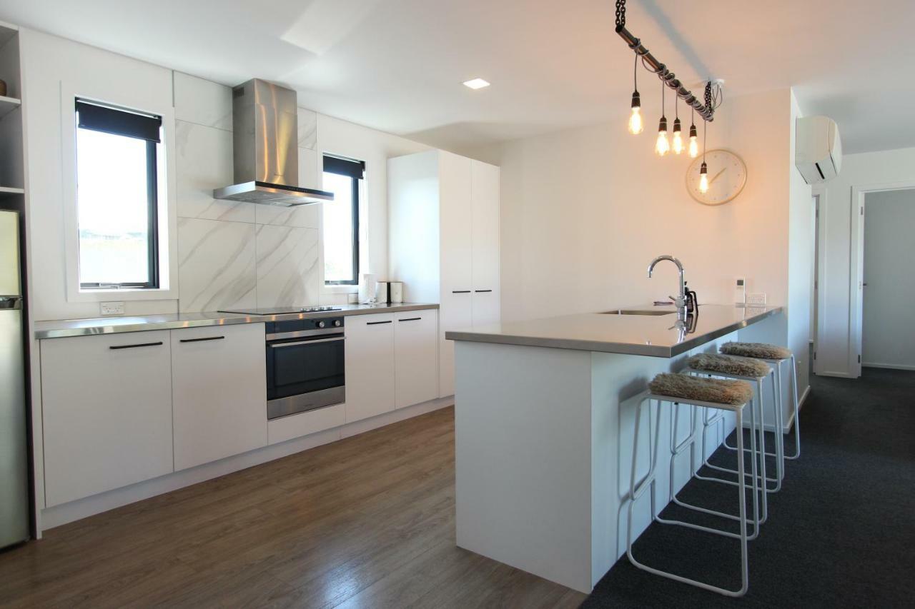 4 - Charming Space, Just A Stone Throw From Central Ванака Екстер'єр фото